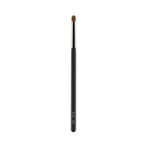 PAC EYESHADOW BLENDING BRUSH 313