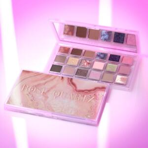 HUDA BEAUTY ROSE QUARTZ EYESHADOW PALLETTE