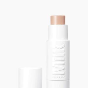 MILK FOUNDATION STICK LIGHT BEIGE